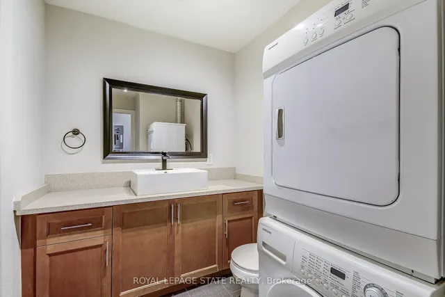 Additional image 10 of 80 King William St Unit 110