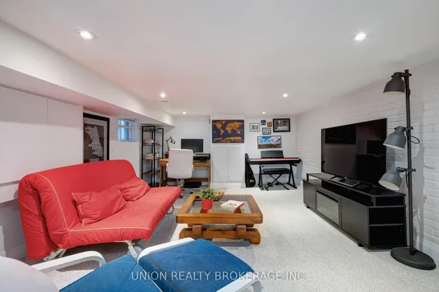 Additional image 30 of 793 Woodbine Ave