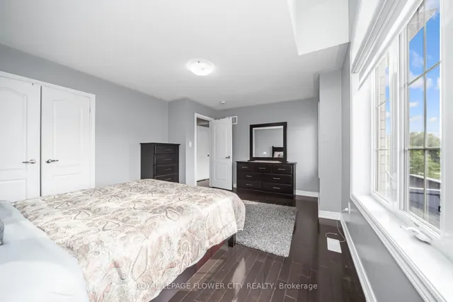 Additional image 29 of 21 Relton Circ