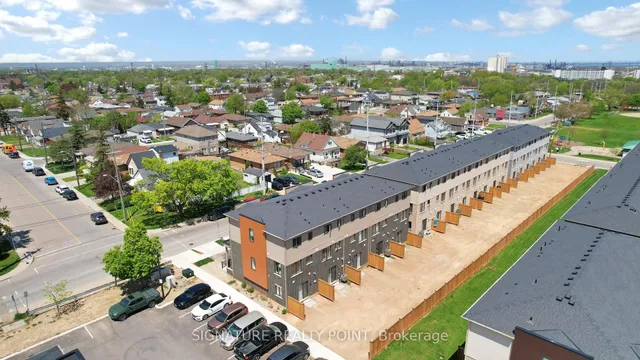 Additional image 25 of 2 Reid Ave