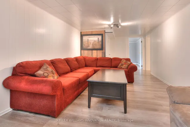 Additional image 29 of 155 Byron Ave