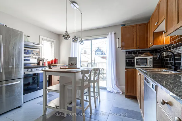 Additional image 19 of 165 Leinster Ave