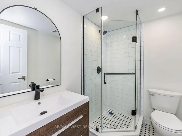 Additional image 10 of 801 King St Unit #12 B