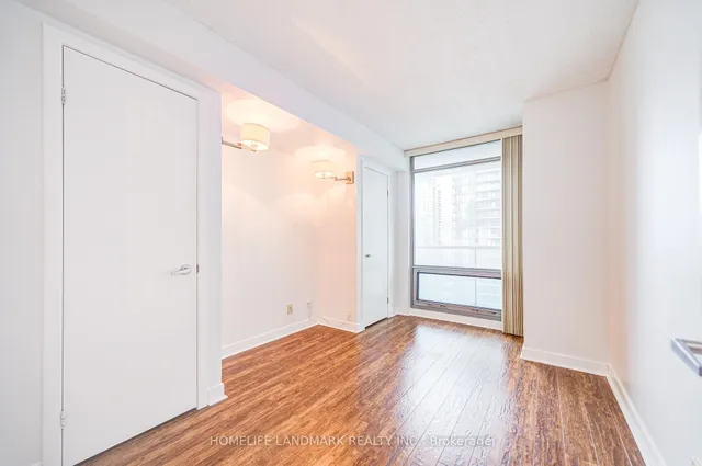 Additional image 11 of 81 Navy Wharf Crt Unit 2807