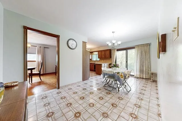 Additional image 9 of 2946 Weston Rd