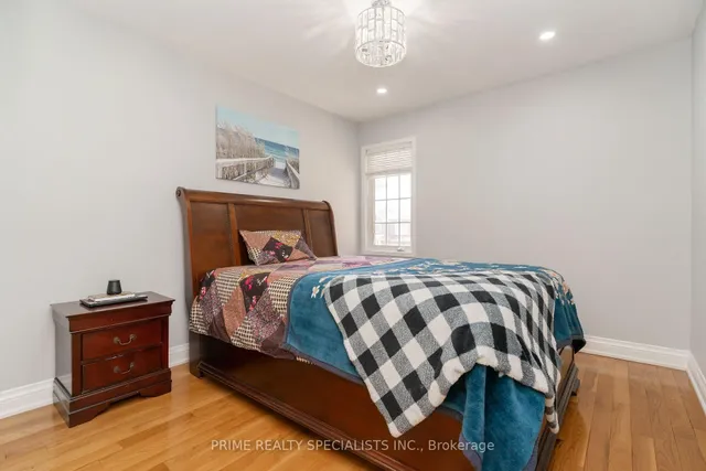 Additional image 26 of 337 Brisdale Dr