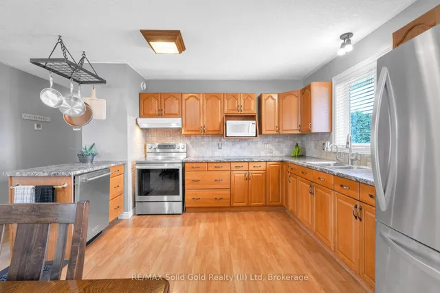 Additional image 24 of 2006 Huron Rd