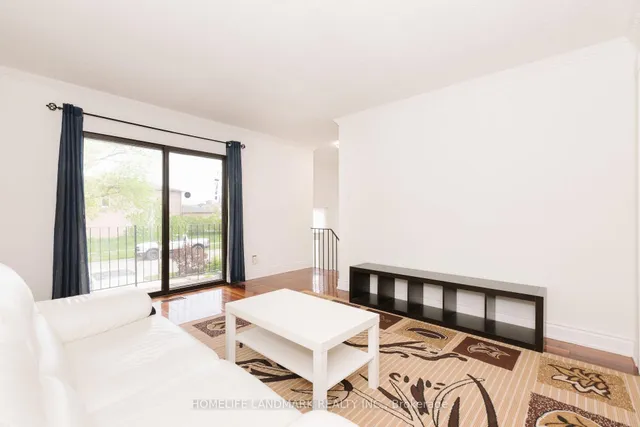 Additional image 3 of 82 Dafoe Cres