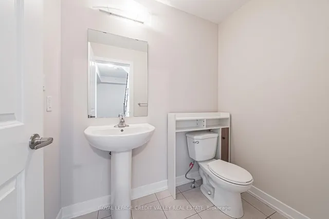 Additional image 18 of 256 Royal York Rd Unit 116