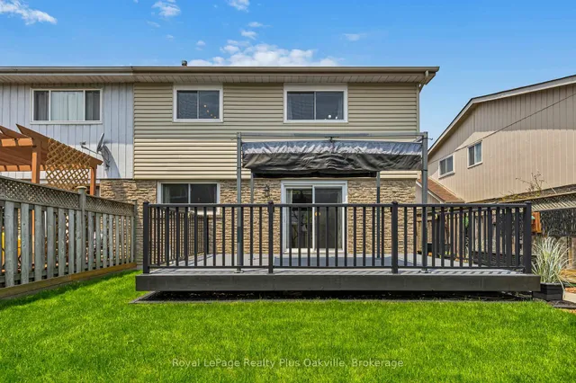 Additional image 29 of 64 Lamont Pl