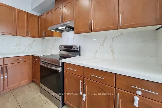 Additional image 22 of 77 Highgate Dr