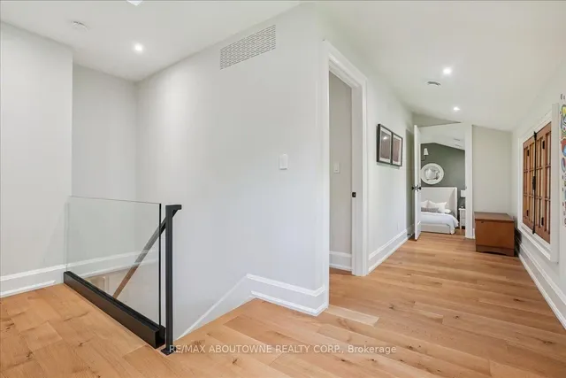 Additional image 22 of 5031 Lakeshore Rd