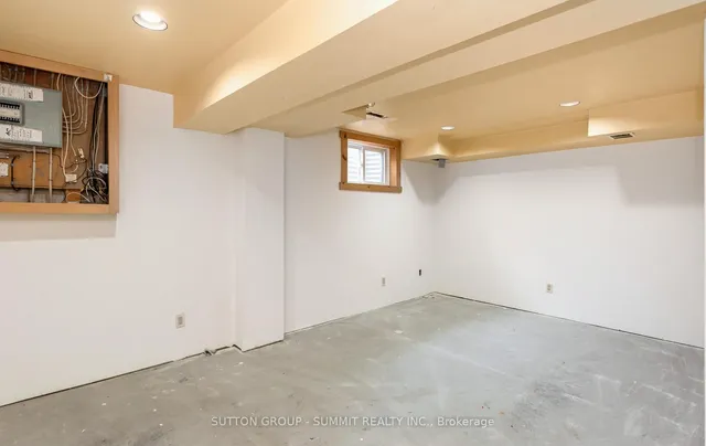 Additional image 42 of 550 Steddick Crt Unit 47