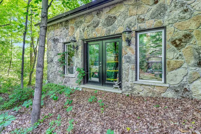 Additional image 35 of 1297 Kirkwall Rd