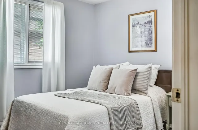 Additional image 26 of 47 Longyear Dr