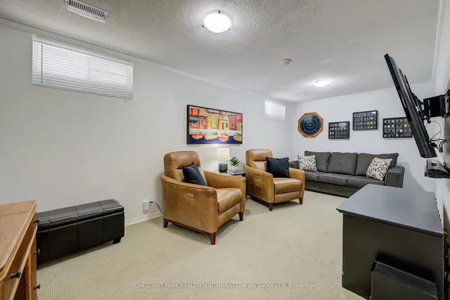Additional image 39 of 53 Ristau Cres