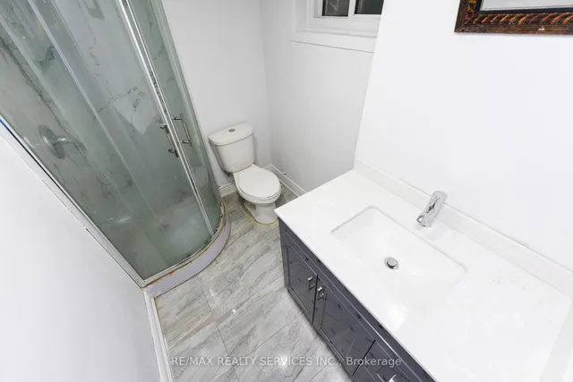 Additional image 49 of 24 Earlton Crt