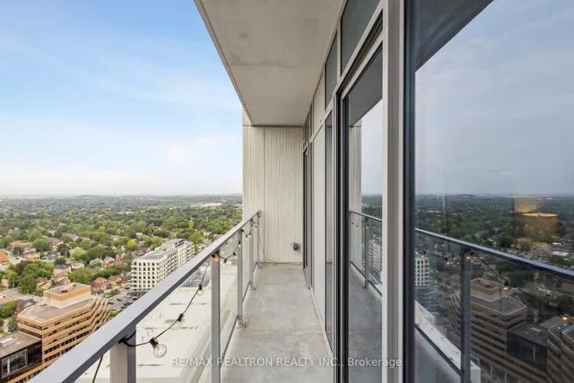 Additional image 27 of 60 Frederick St Unit 2903