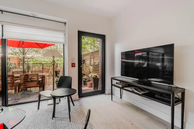 Additional image 4 of 1331 Queen St Unit TH2