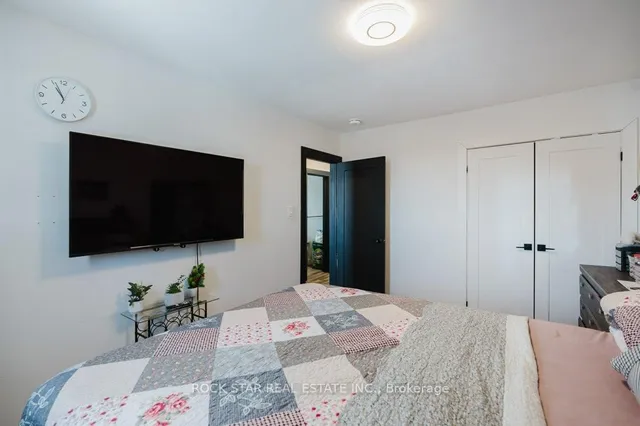 Additional image 13 of 859 Upper Ottawa St