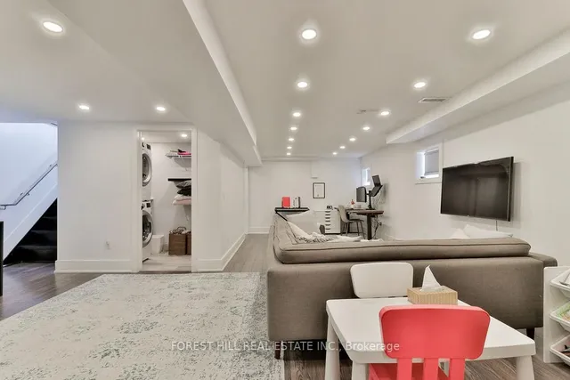 Additional image 31 of 112 Thirtieth St