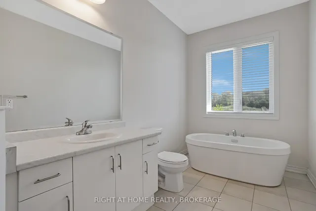 Additional image 27 of 19 Robarts Dr