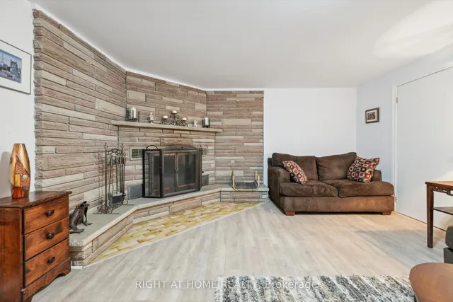 Additional image 30 of 90 Clement Rd