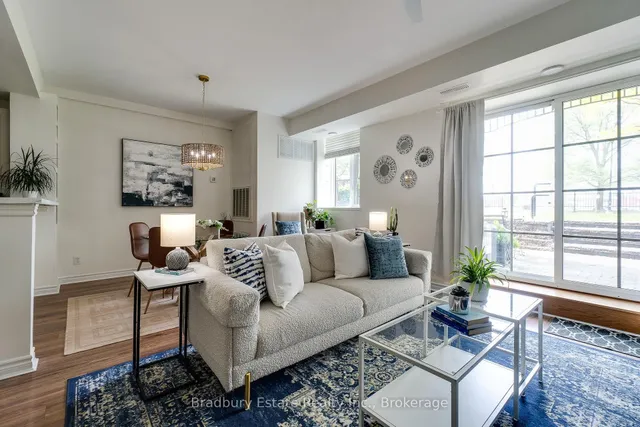 Additional image 4 of 262 Dundas St Unit 105