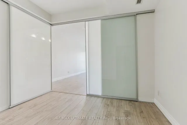 Additional image 13 of 210 Simcoe St Unit 611