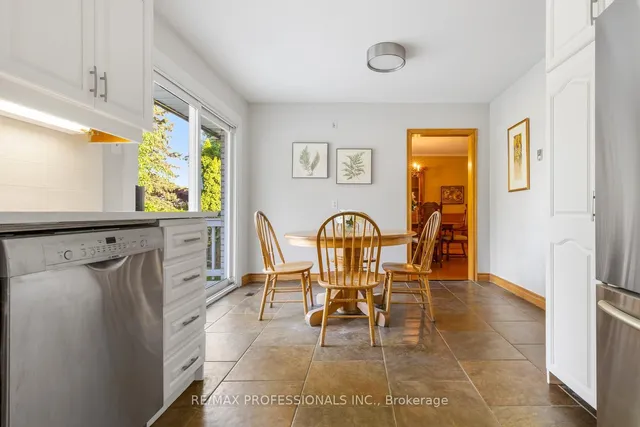 Additional image 16 of 15 Warrender Ave