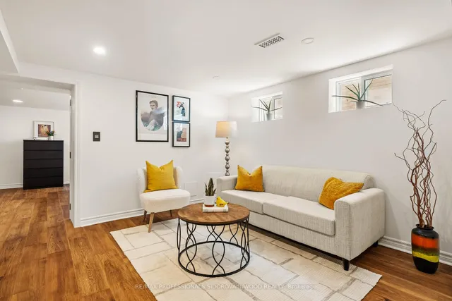 Additional image 28 of 34 Dewitt Rd