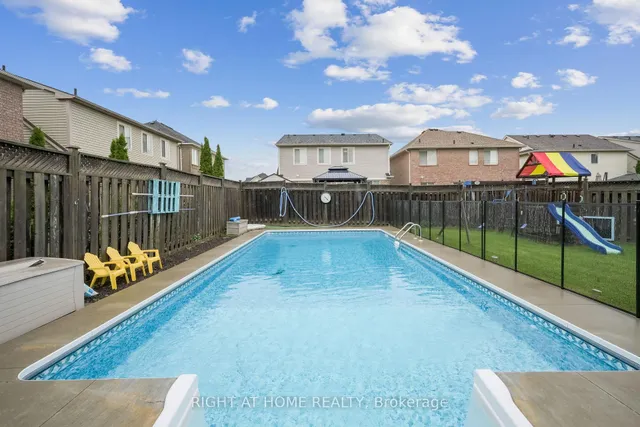 Additional image 32 of 477 Farlow Cres