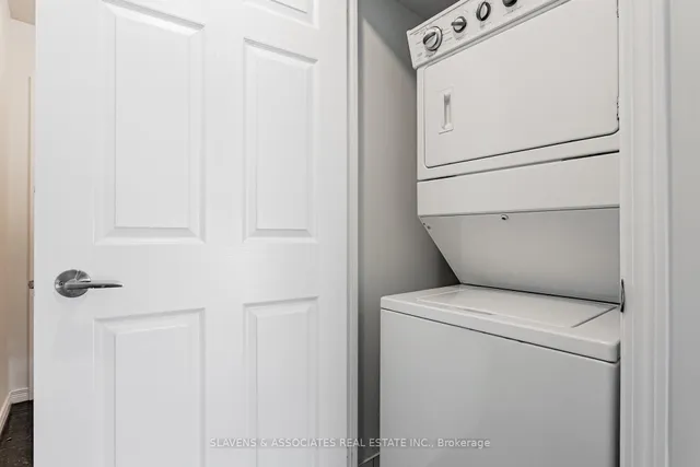 Additional image 23 of 736 Spadina Ave Unit 607