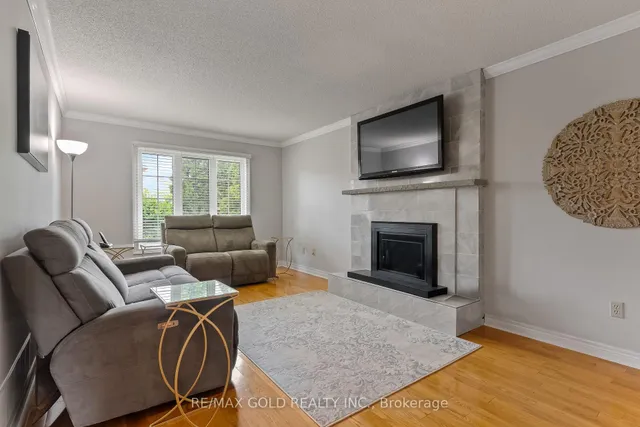 Additional image 12 of 58 Hall Cres