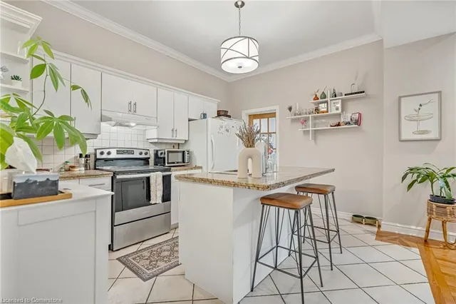 Additional image 33 of 15 Fairmount Ave