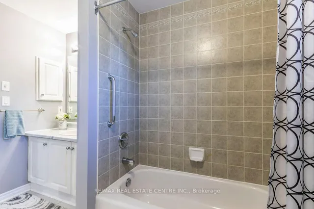 Additional image 19 of 251 Glenariff Dr