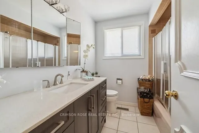 Additional image 12 of 11 Kings Gate