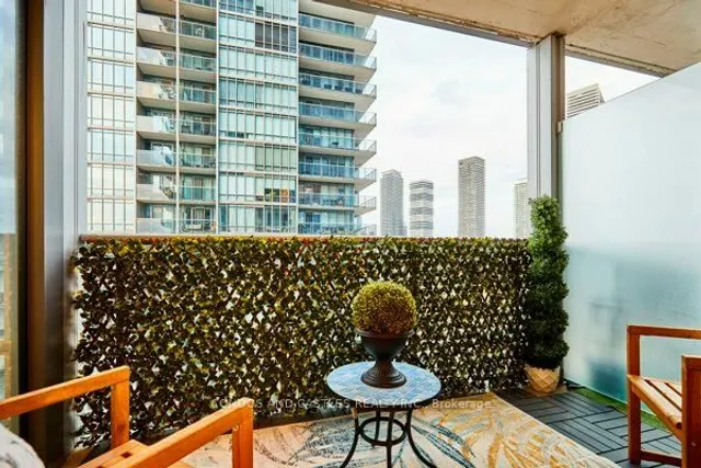 Additional image 40 of 88 Park Lawn Rd Unit 1210