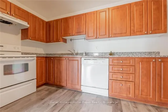 Additional image 7 of 135 James St Unit 209