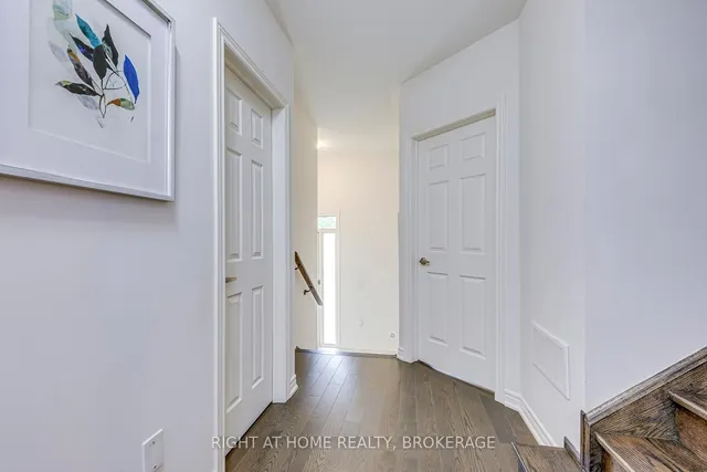 Additional image 5 of 451 Dundas St