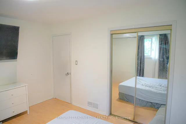 Additional image 18 of 7 Futura Dr