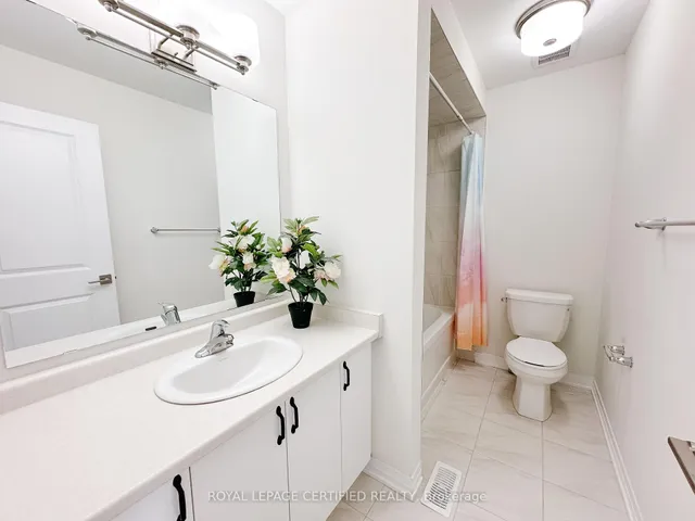 Additional image 27 of 68 Fieldridge Cres