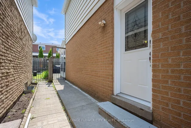 Additional image 49 of 27 Denlow Dr