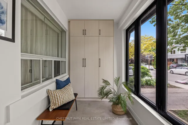 Additional image 44 of 161 Queensdale Ave