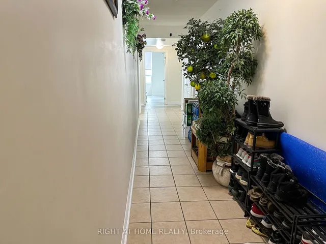 Additional image 23 of 2088 Lawrence Ave Unit 702