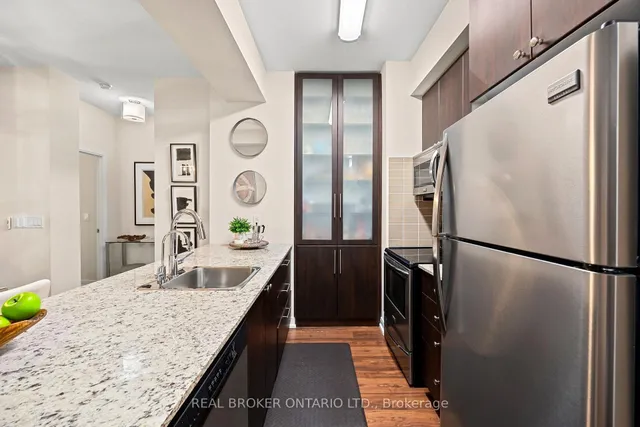 Additional image 7 of 181 Village Green Sq Unit 119