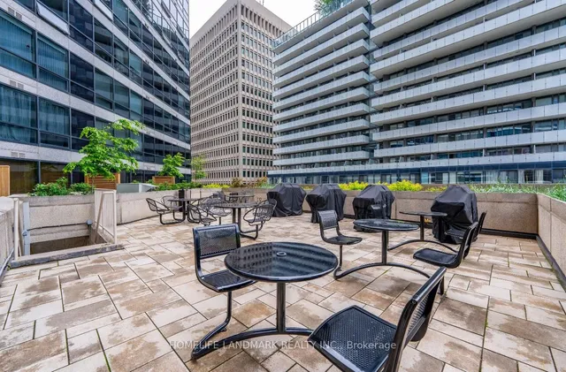 Primary image of 1001 Bay St Unit 2616