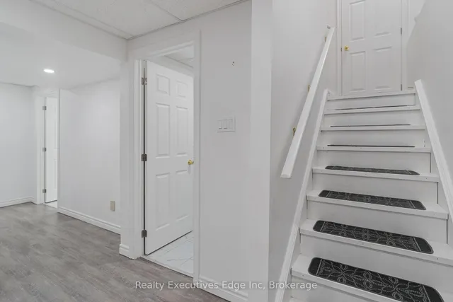 Additional image 30 of 524 Snowdrop Crt