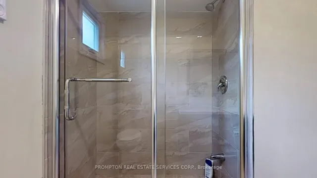 Additional image 15 of 409 Silverthorne Cres