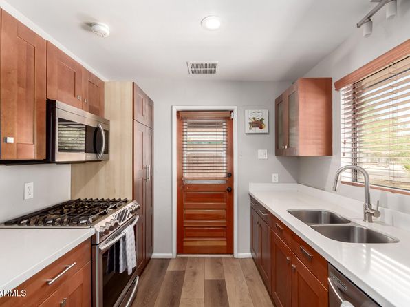 3031 E Avalon Dr, Phoenix, AZ 85016